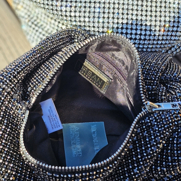URBAN EXPRESSIONS KNOTTED HANDLE BLACK RHINESTONE BLING EVENING BAG  NWT - Picture 3 of 3